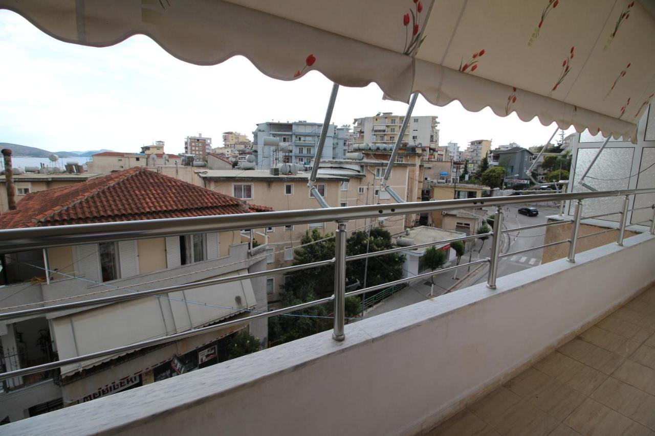 סרנדה Mona'S Apartments מראה חיצוני תמונה