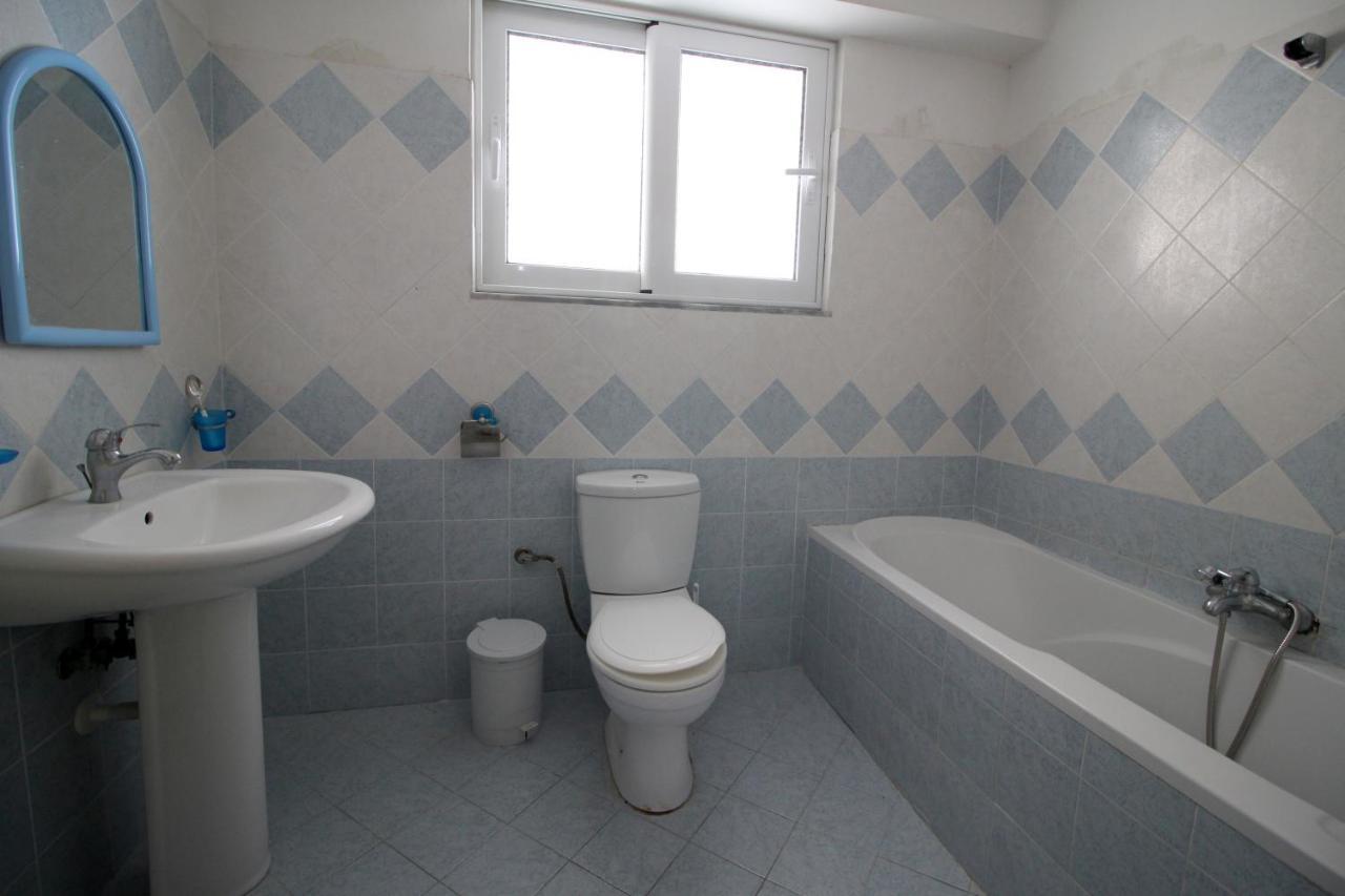 סרנדה Mona'S Apartments מראה חיצוני תמונה