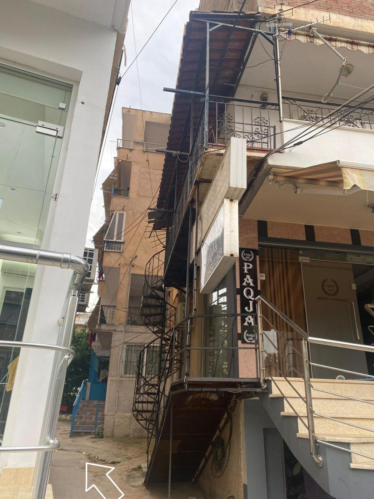 סרנדה Mona'S Apartments מראה חיצוני תמונה